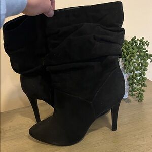 Elegant Black Women's Boots